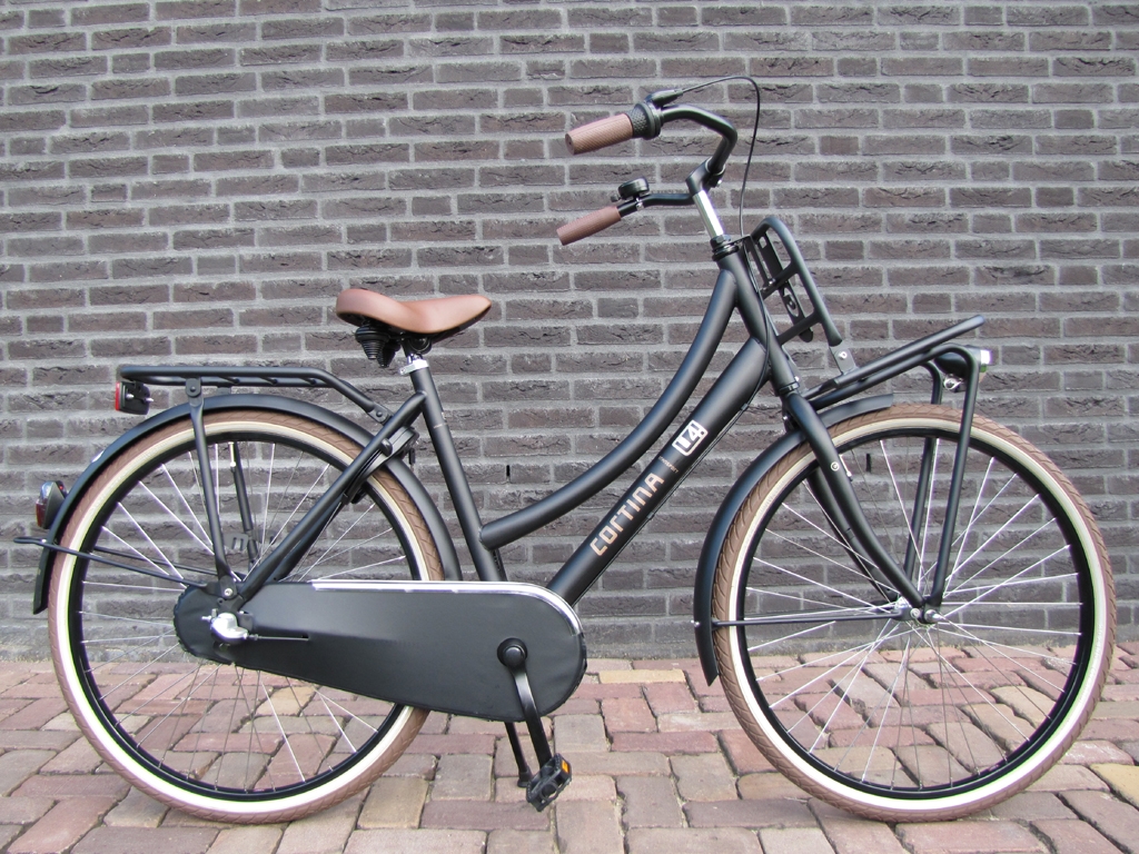 Couscous Onderhoudbaar ontwerp Cortina Transport U4 mini M26 inch Jet Black matt, altijd hoge korting!